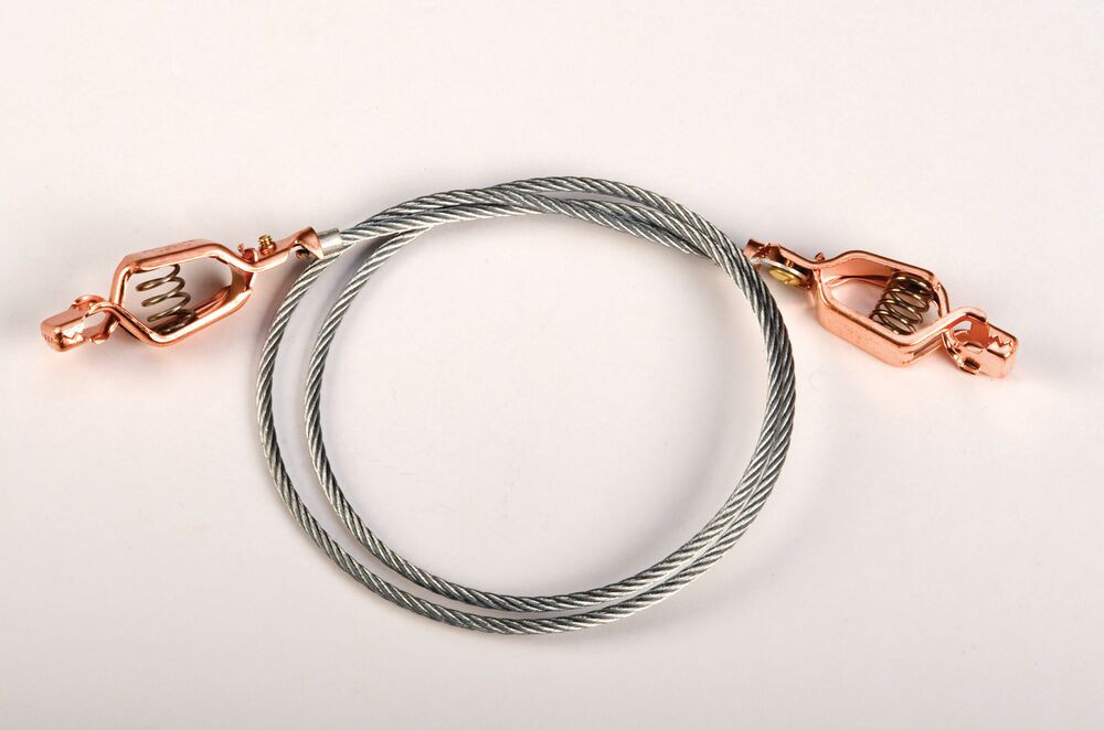 Antistatic Wire For Bonding and Grounding, With Dual Hand Clamps, 3 feet